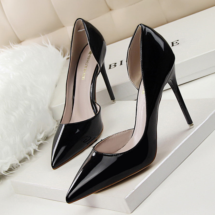 Fashion Simple Stiletto Patent Low-cut Pointed-toe Hollowed Women's Shoes