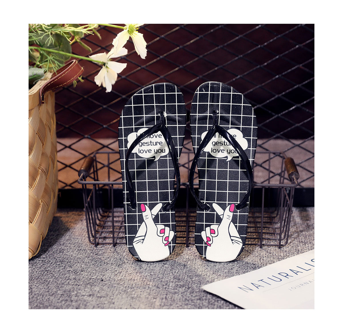 Women's Fruit Cartoon Lightweight Soft Sole Flip-flops Sandals