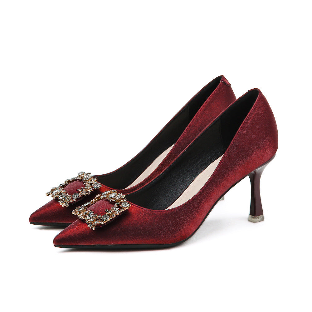 Chaussures de mariage rouges pour femmes avec boucle carrée en strass pour demoiselle d'honneur