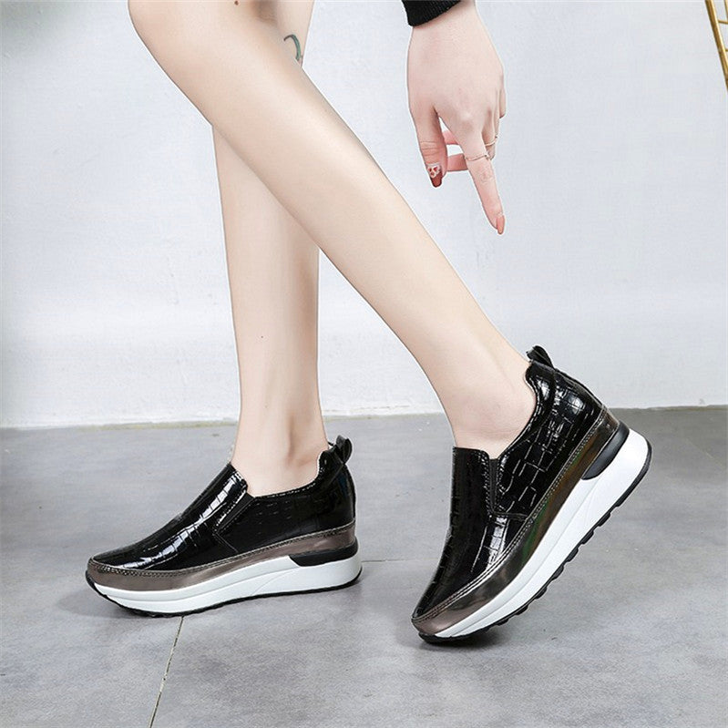 Women's Plus Size Slip-on Thick Bottom Platform Casual Shoes