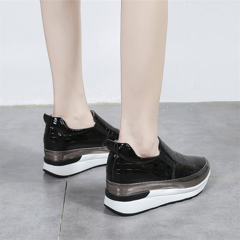 Women's Plus Size Slip-on Thick Bottom Platform Casual Shoes