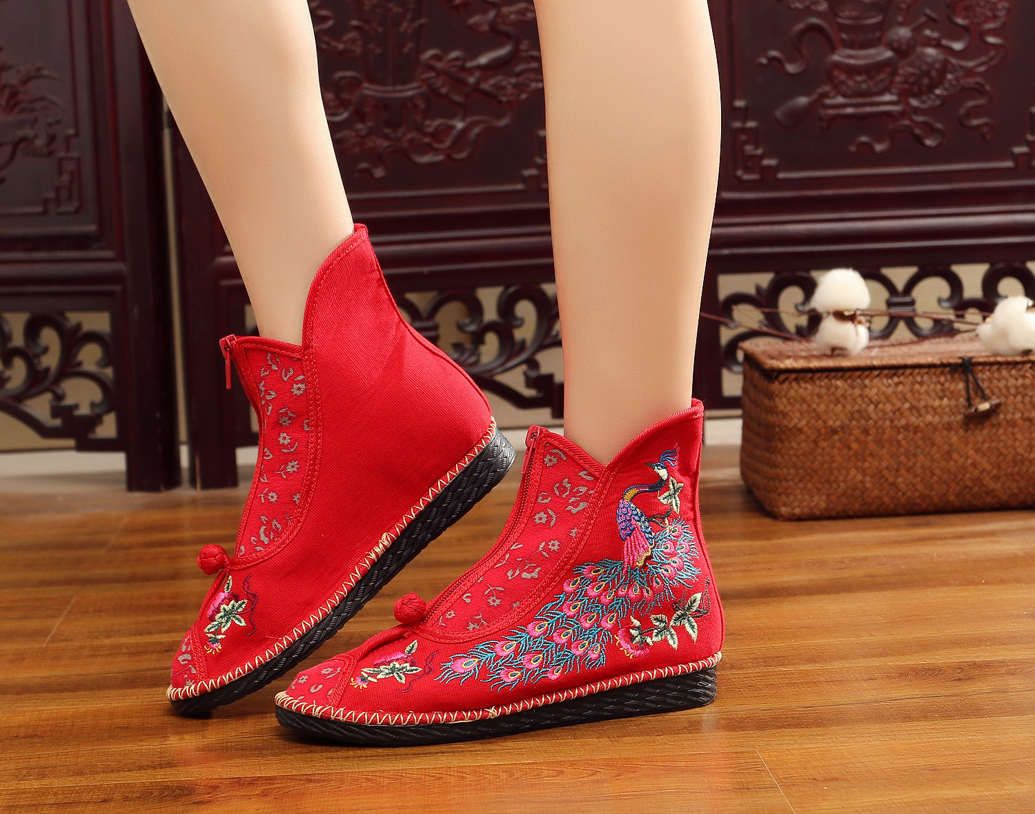 Women's Flat Ethnic Style Boots