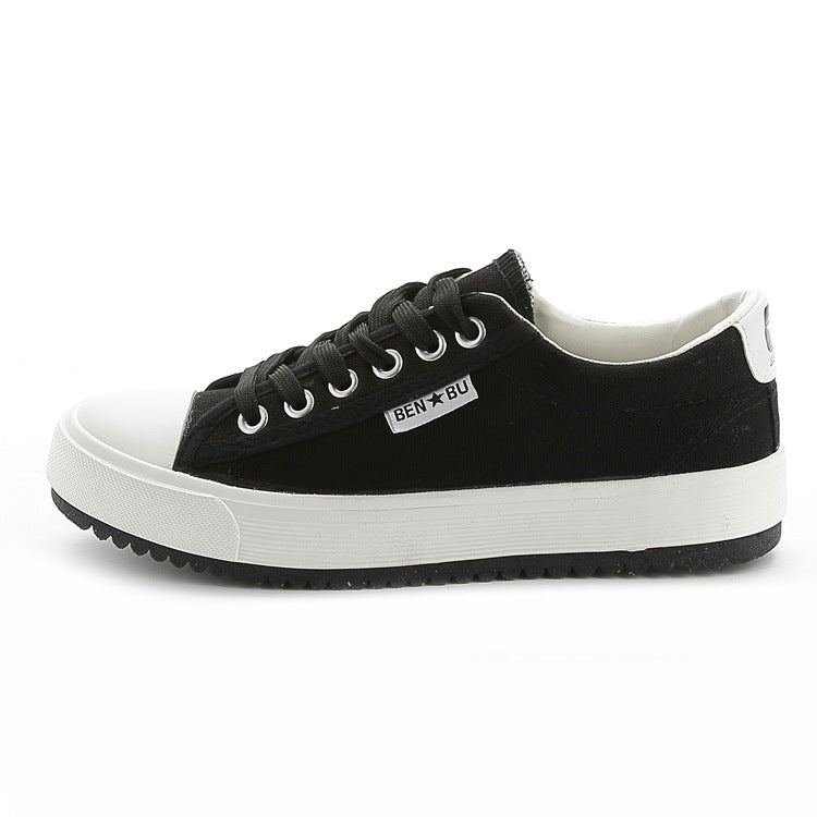 Women's Style Solid Color Low Top Lightweight Canvas Shoes