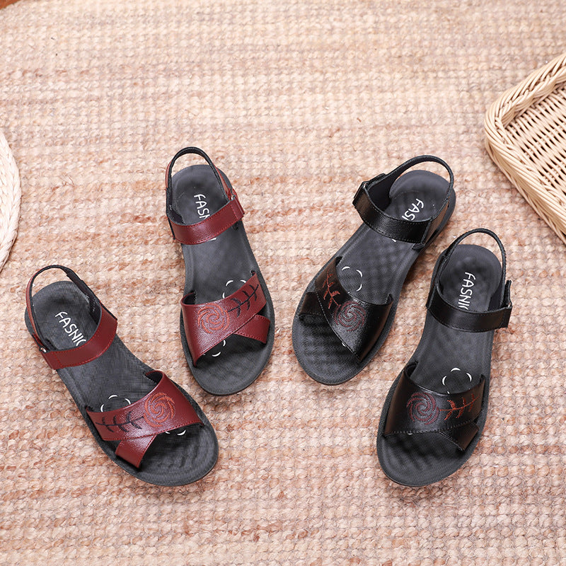 Women's Soft Bottom Comfortable Wear-resistant Mom Sandals