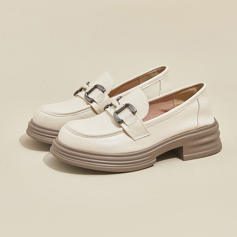 Damen-Loafer im britischen Stil mit weicher Sohle und Metallschnalle