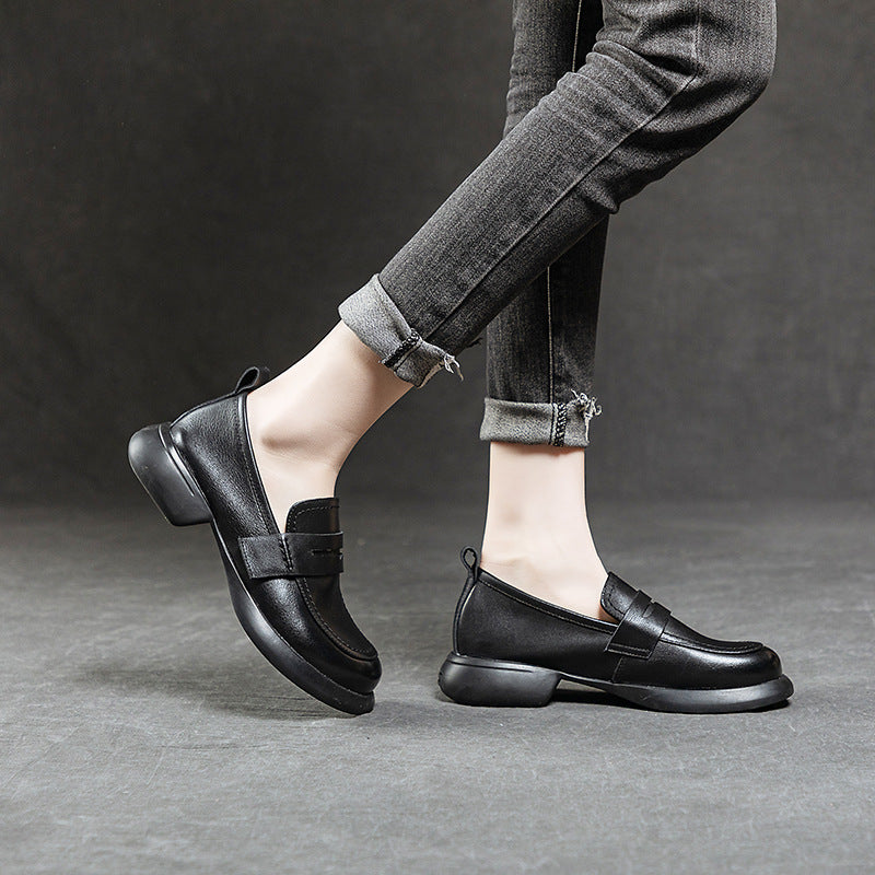 Women's Cowhide Soft Bottom Surface Pumps Retro Leather Shoes