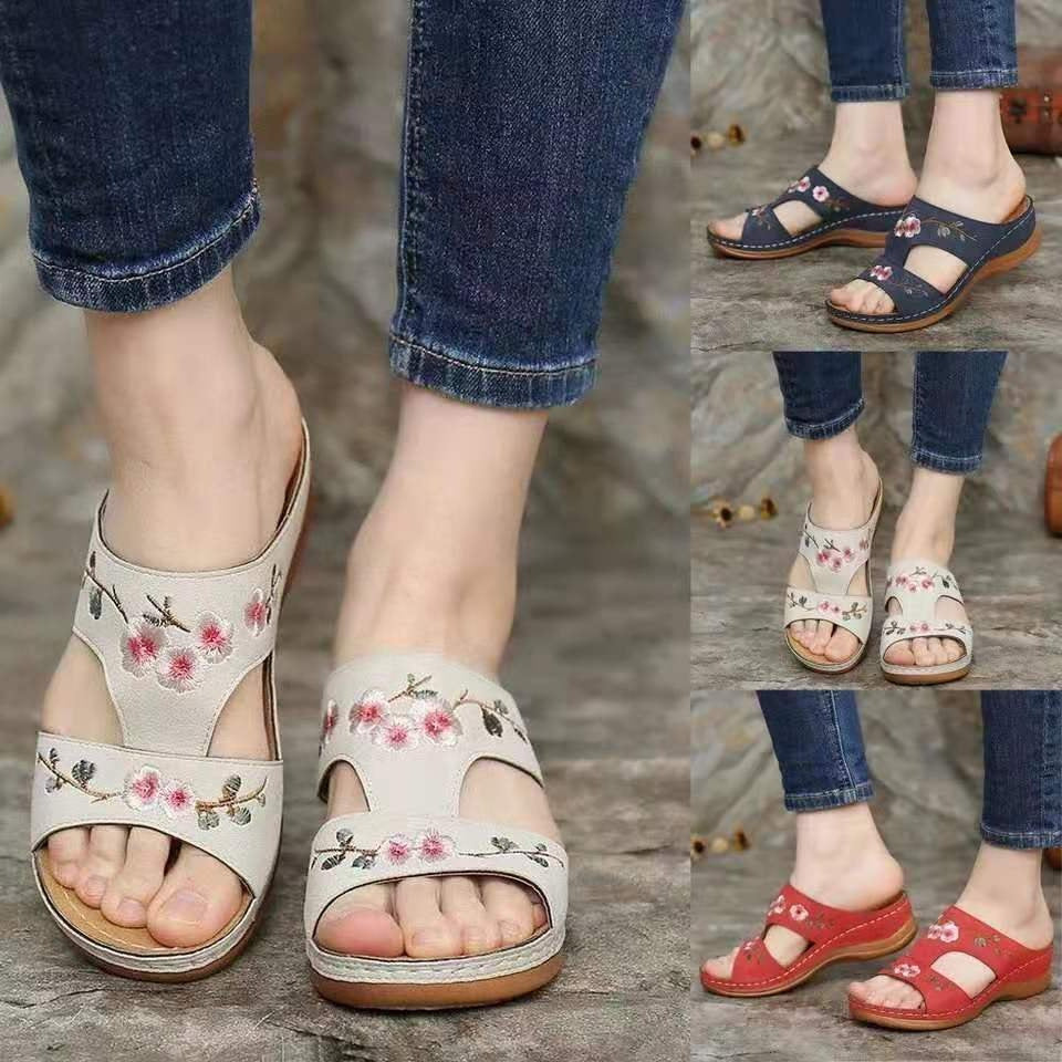 Women's Summer Hollow Flower Embroidered Wedge Large Slippers