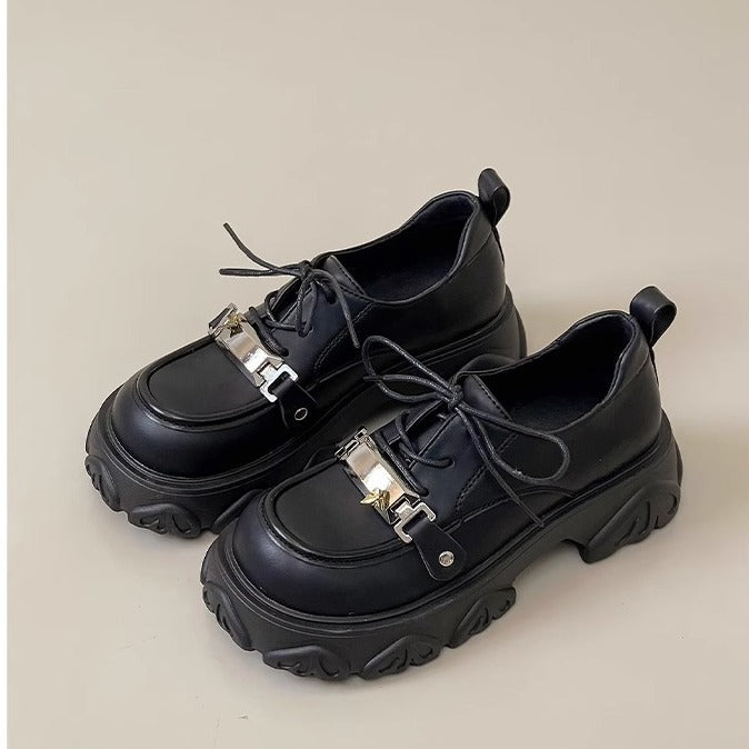 Damen Plateauschuhe für den frühen Frühling Elegante britische Loafer