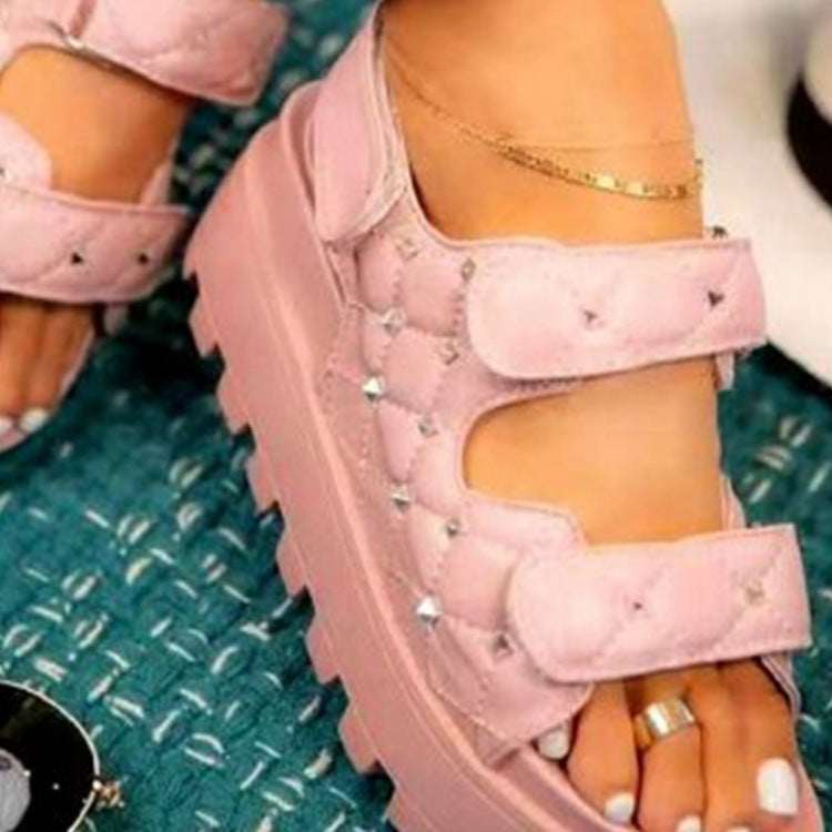 Women's Thick-soled Summer Rivet Plaid Muffin Plus Size Sandals