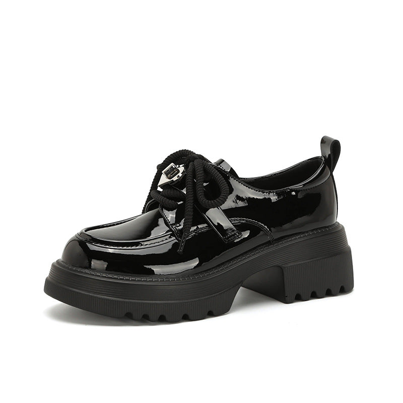 Schwarze Loafer im britischen Stil mit dicker Sohle und erhöhtem Plateau für Damen