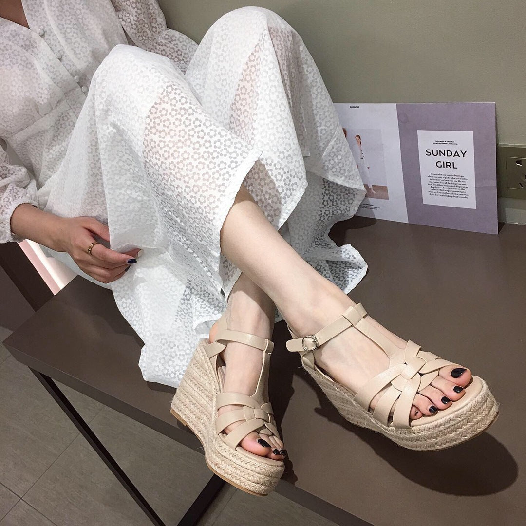 Attractive Women's Platform Wedge Summer Hidden Sandals