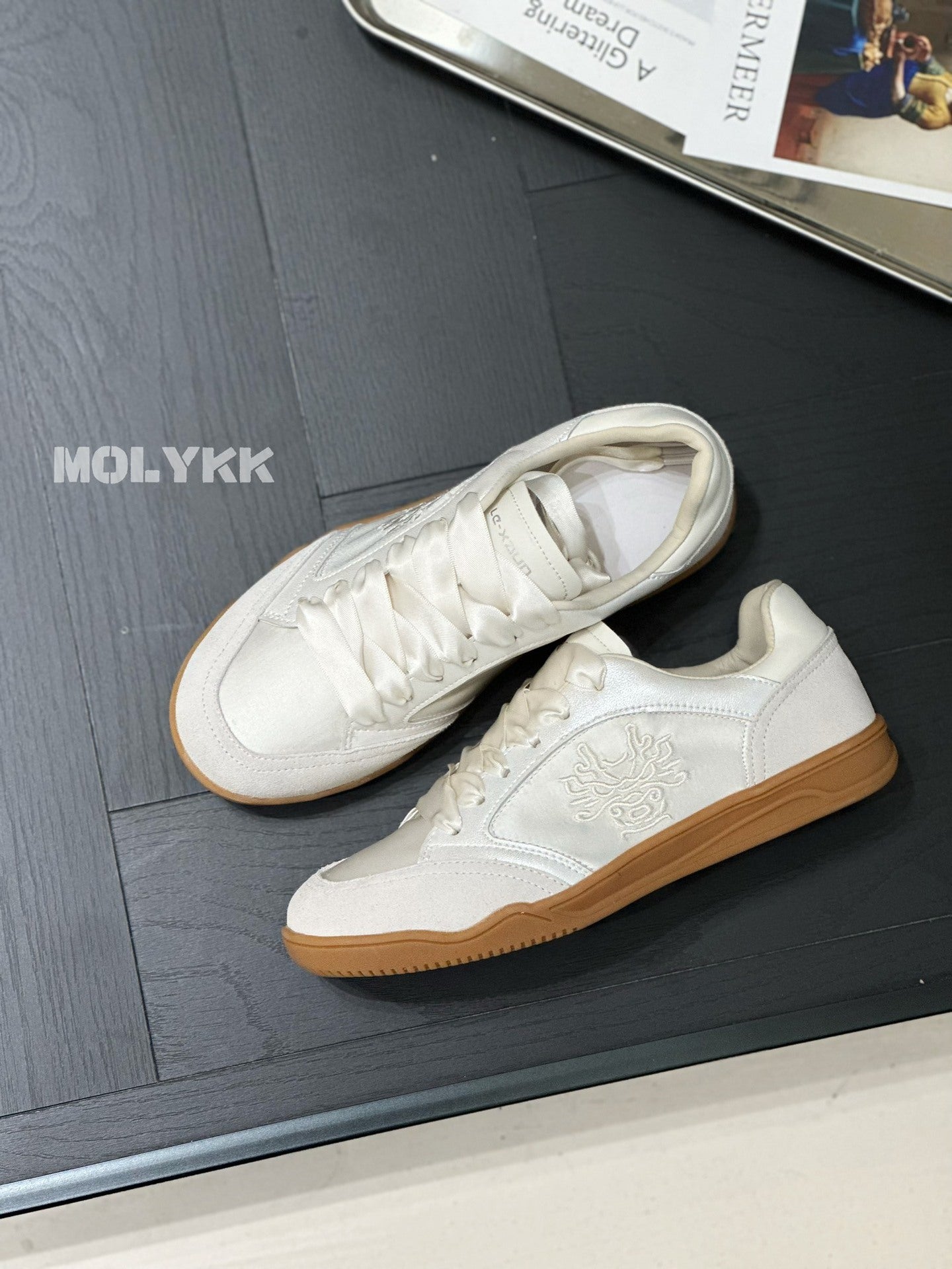 Women's Satin Soft Bottom Breathable Flat Lace Sneakers