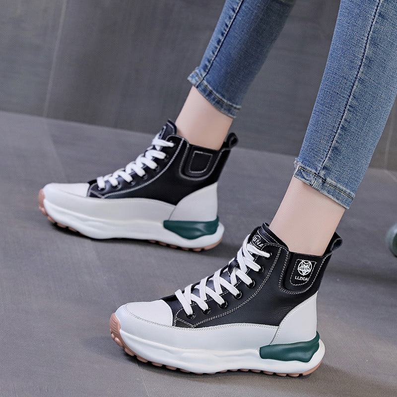 Weiße koreanische High-Top-Sneakers für Damen in Kombination mit Veet