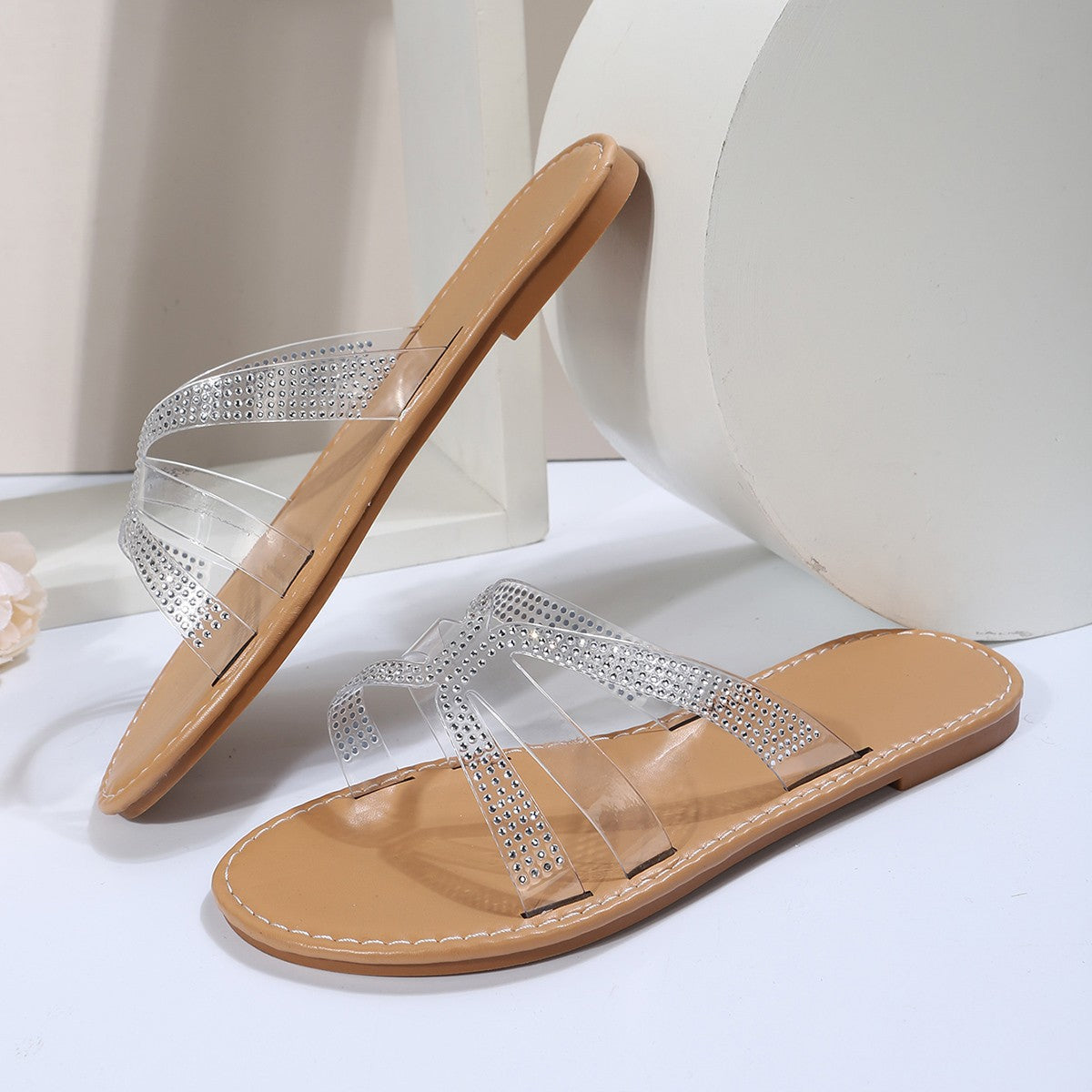 Women's Plus Size Transparent Rhinestone Flat Fashionable Sandals