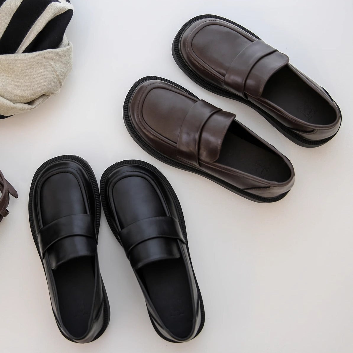 Britische Slip-On-Loafer mit dicker Plateausohle für Damen im Frühjahr