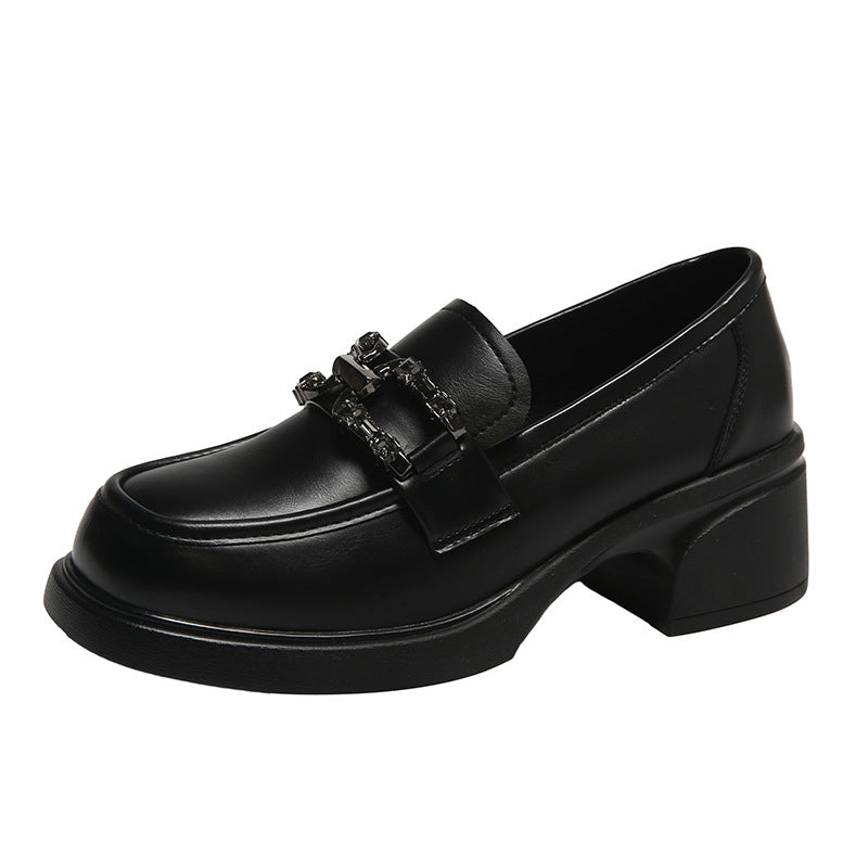 Damen Lack-Loafer mit rundem Kopf und klobiger Retro-Mittelsohle