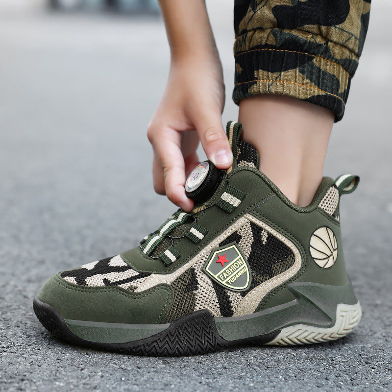 Baskets respirantes confortables à la mode de style basket-ball camouflage pour enfants