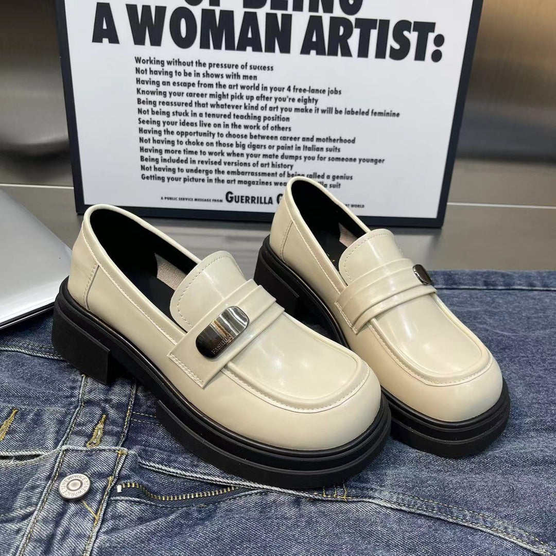 Damen-Loafer im britischen Retro-Stil mit rundem Kopf und weicher Unterseite und dicker Sohle