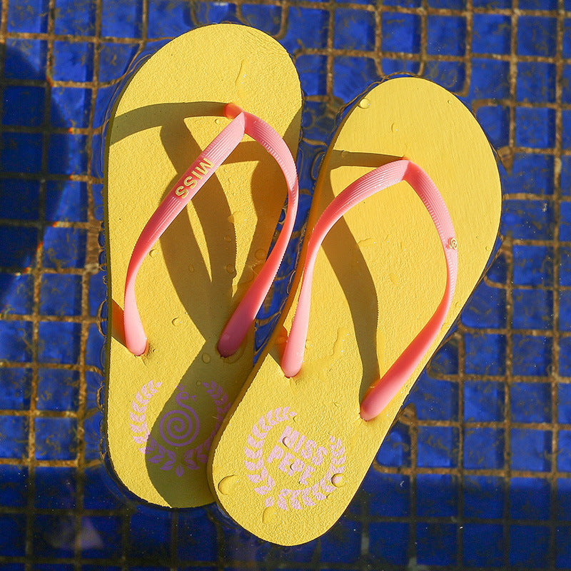 Women's Outdoor Comfortable Flip-flops Simple Seaside Beach Flip Flops