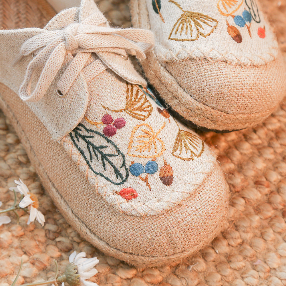 Chaussures en toile à lacets brodées de style ethnique en lin artistique pour femmes