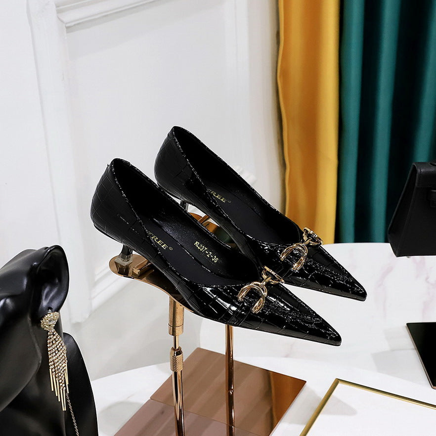 Chaussures pour femmes à bouche peu profonde et motif pierre rétro verni