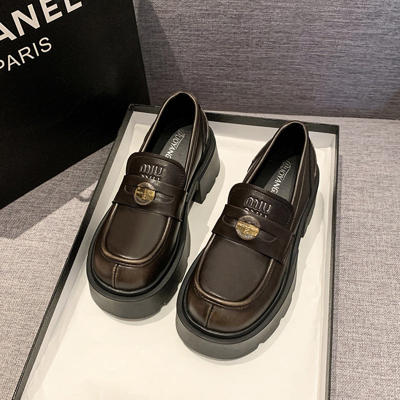 Chaussures en cuir véritable à plateforme pour femmes de style britannique avec pièce d'or