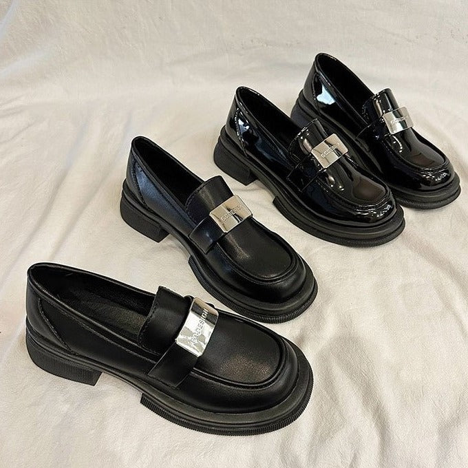 Schwarze Plateau-Loafer im britischen Stil für Damen im Herbststil