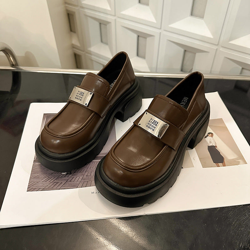 Schwarze College-Loafer im britischen Retro-Stil mit dicker Sohle für Damen