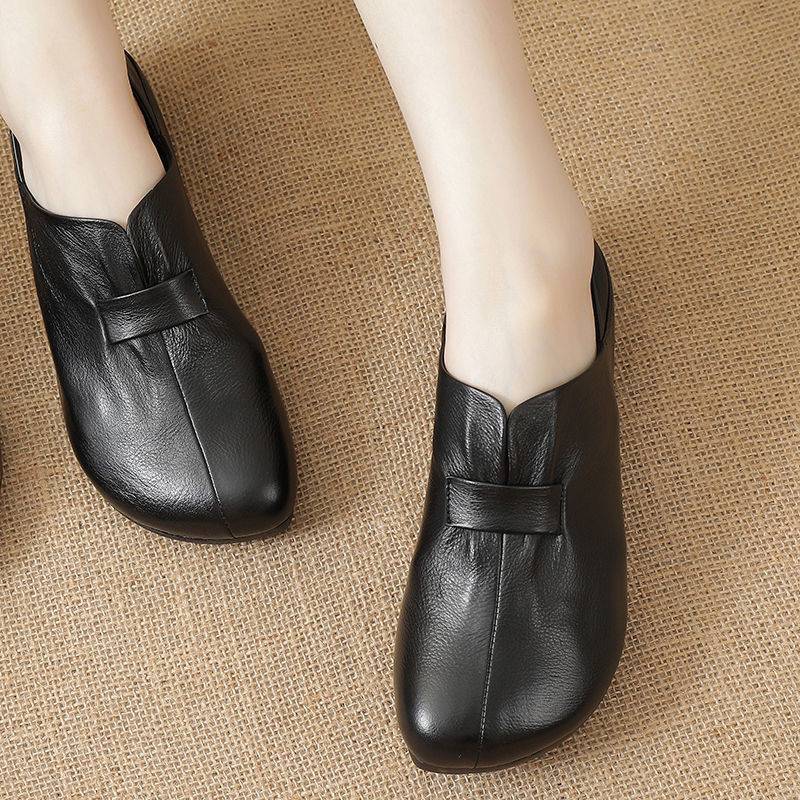 Women's Real Soft Mother Pumps Round Toe Leather Shoes