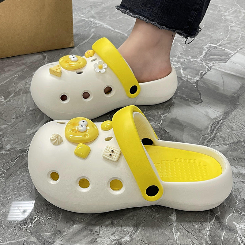 Chaussures pour femmes fermées à semelle épaisse avec motif de chien mignon de dessin animé