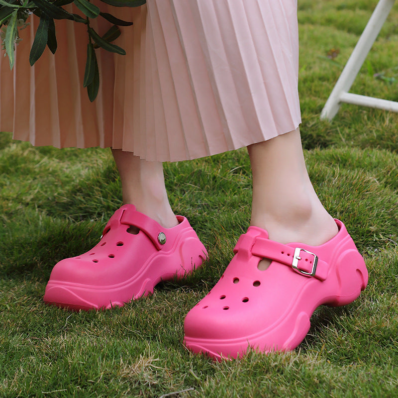 Damenschuhe mit Loch für Oberbekleidung mit dicker Unterseite