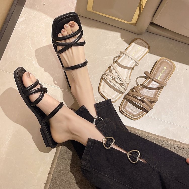 Damen Sommer Sandalen im koreanischen Stil mit dünnen Kreuzriemen