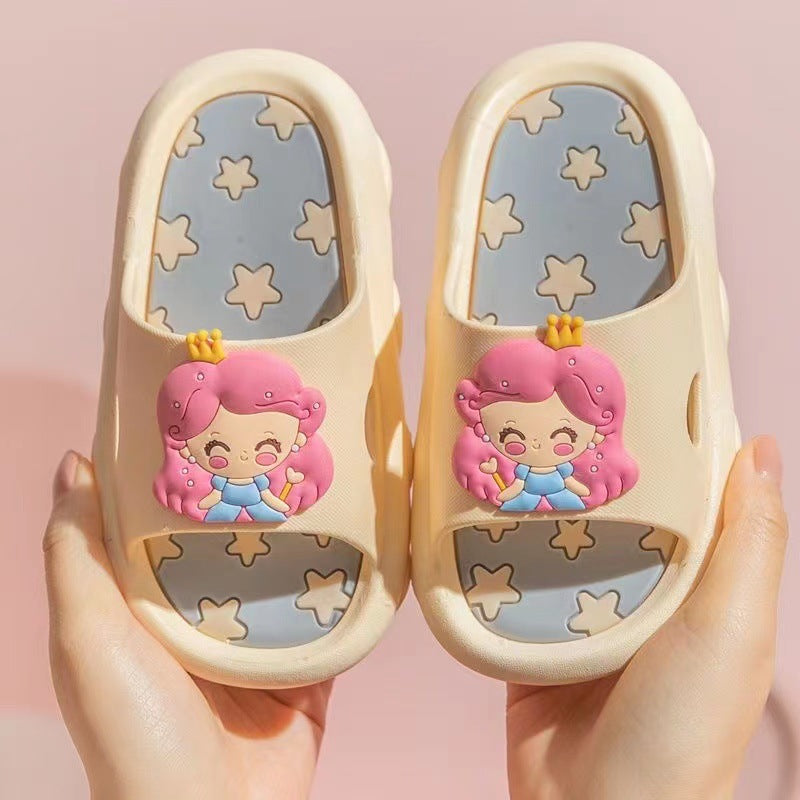 Sandales d'été mignonnes à semelle souple pour enfants avec dessin animé