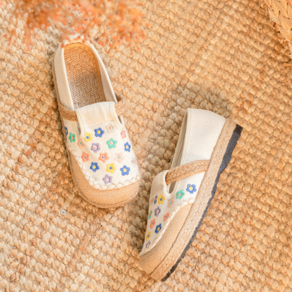 Charming Women's Fresh Flowers Spring Floral Canvas Shoes