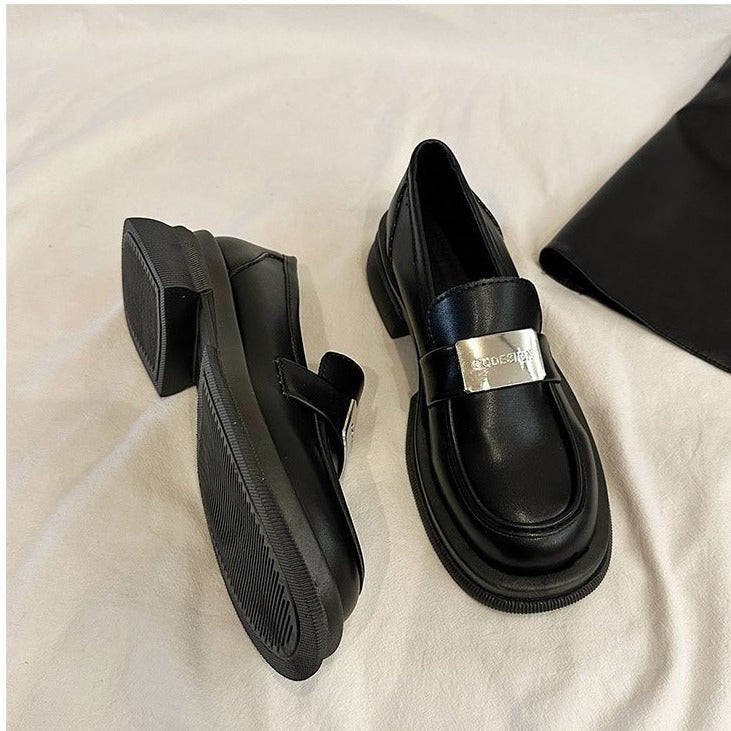 Schwarze Plateau-Loafer im britischen Stil für Damen im Herbststil